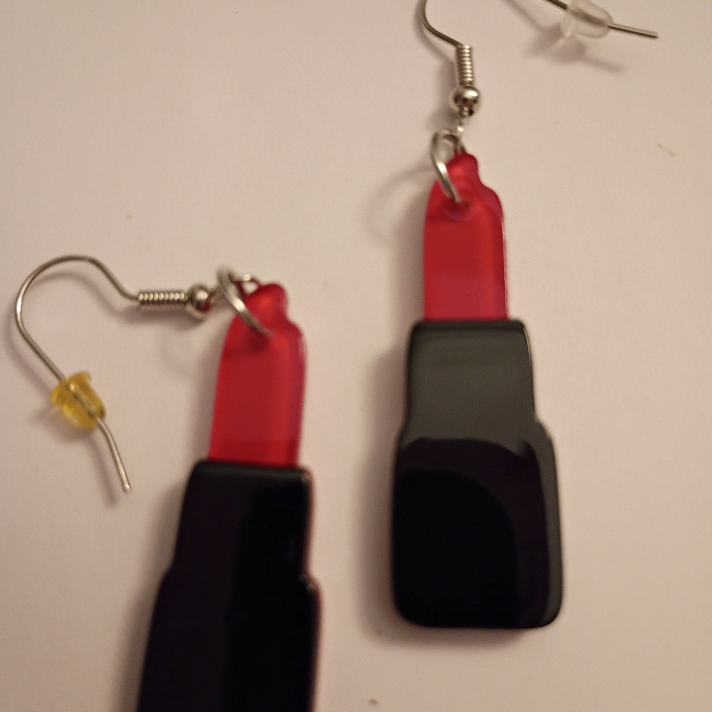 Chic Lipstick Drop Earrings